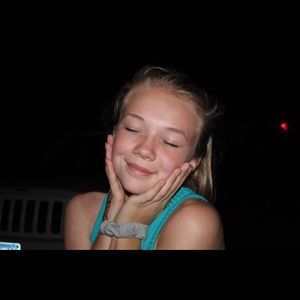 Meet your Posher, Olivia